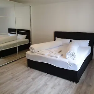 Private And Cozy In Refrath Near Cologne Deutschland