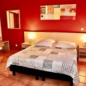 Romina Hotel